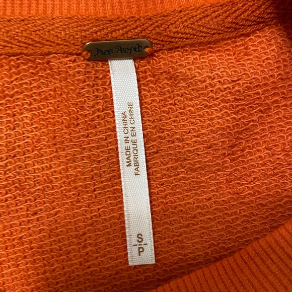 Free People Cropped Sweatshirt SZ SM NWT - Picture 5 of 5